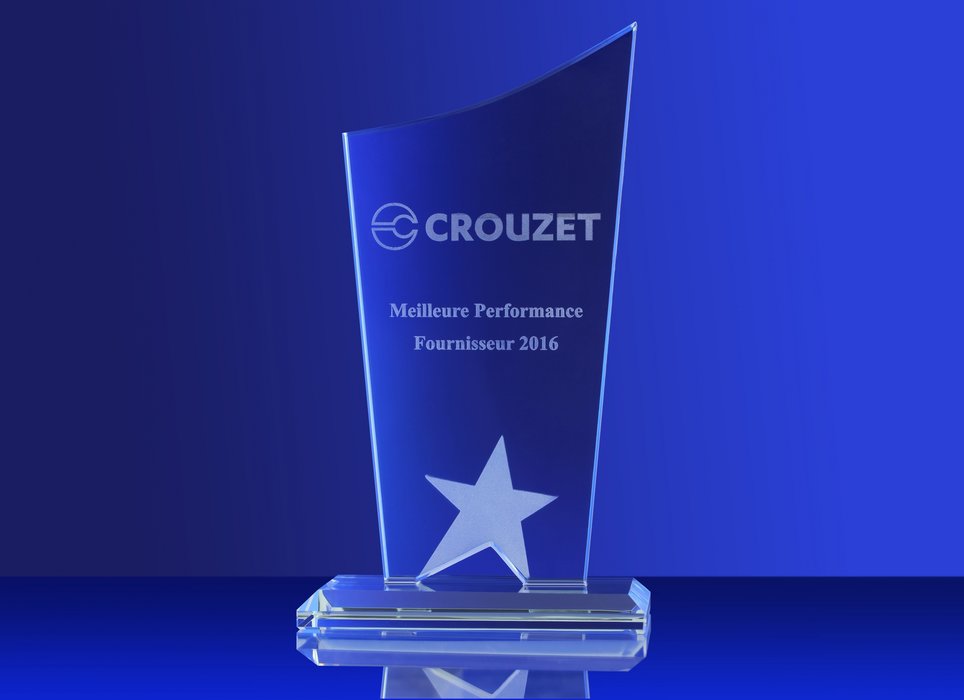 Esterline Connection Technologies SOURIAU nombrado mejor proveedor de conectores 2016 por Crouzet Automatismes